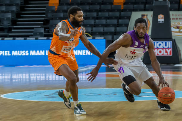 马斯坦托诺 马斯坦托诺