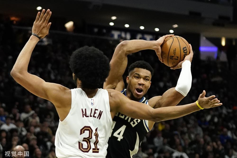 从他的每一 从他的每一